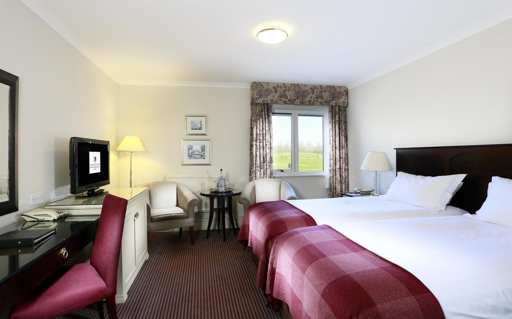 Macdonald Botley Park Y