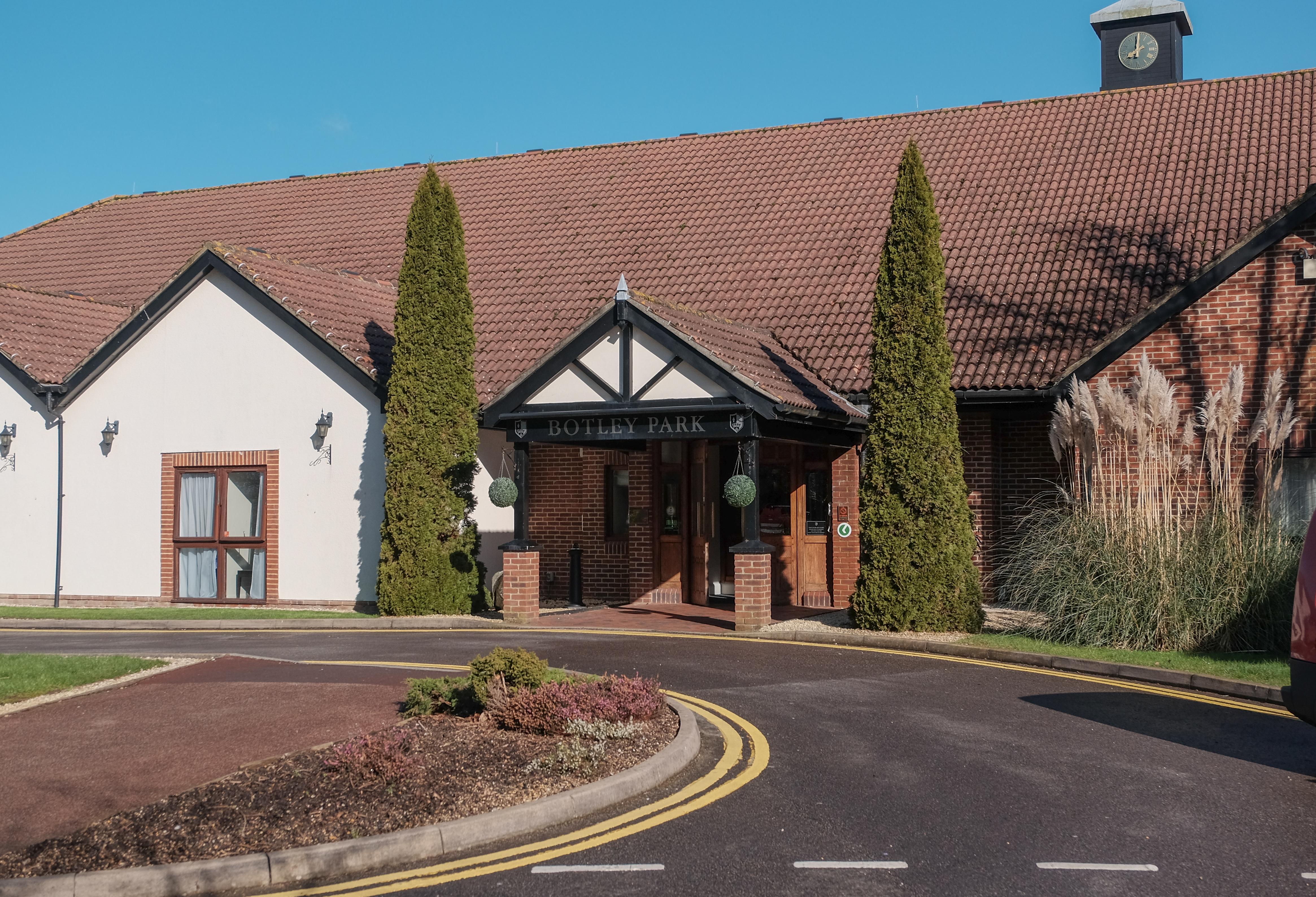 Hotel Macdonald Botley Park Y 4*