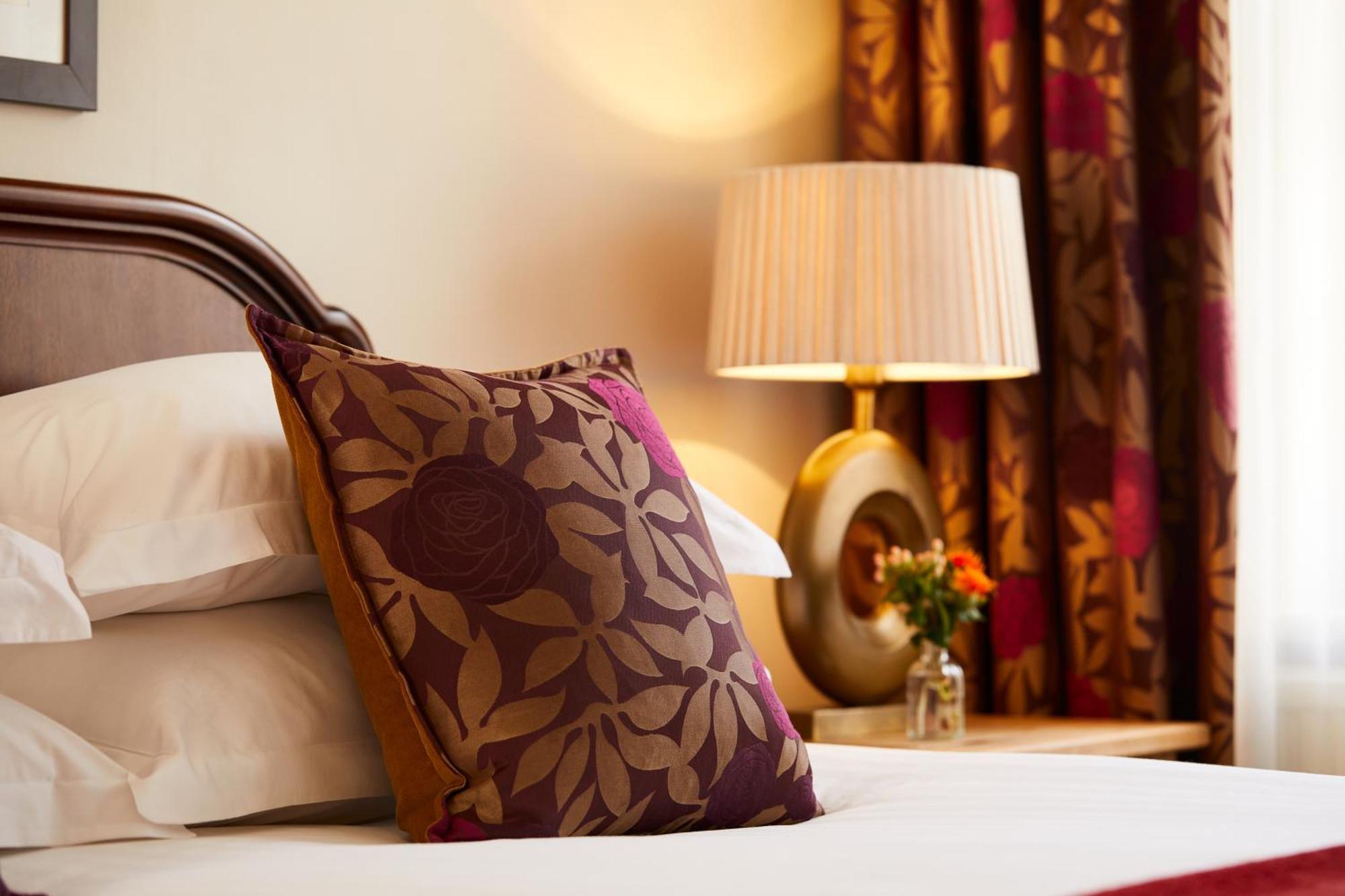 Macdonald Botley Park & 4* Durley